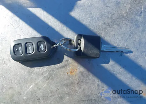 2003 Toyota Camry Le from USA, damaged, VIN JTDBE32K630151665